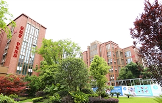 親睦家(jiā)·老(lǎo)年(nián)醫(yī)院